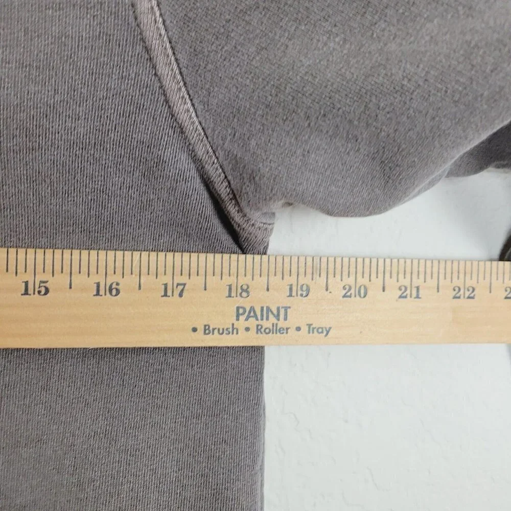 Life Is Good Sz Small Sweatshirt Gray Fleece Lined Crewneck Manufacturer Fading - Picture 5 of 7